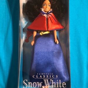 Snow White by Toy Things! Fairytale Classics!
NEW! 2001